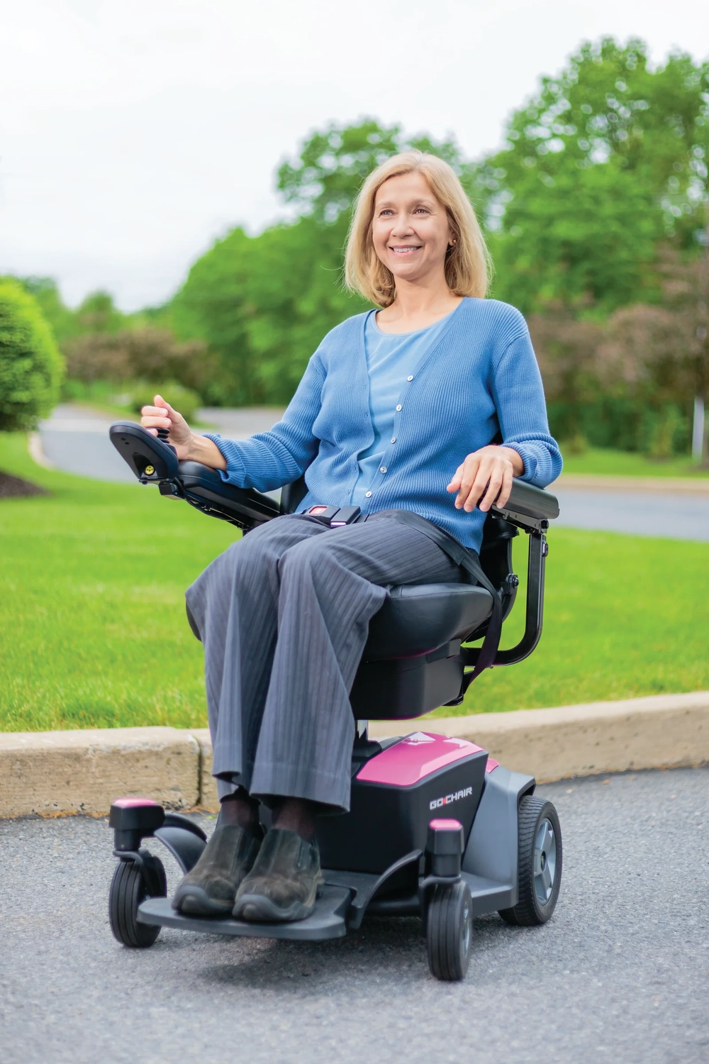 ELEKTRO MOBILE - Elektrofahrzeuge - Faltbare Elektrorollstühle