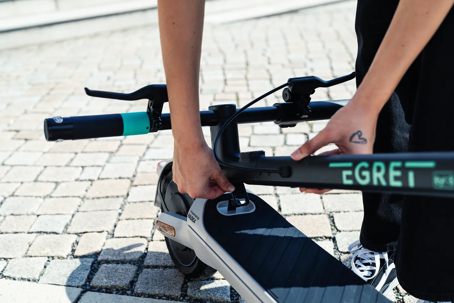 ELEKTRO MOBILE - Elektrofahrzeuge - E-Scooter